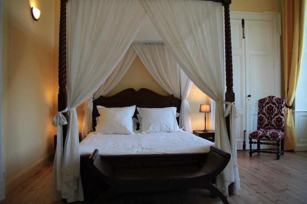 Bed and Breakfast Domaine De Lamassas Hautefage-la-Tour Номер фото