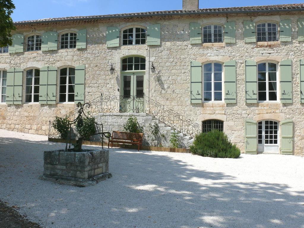 Bed and Breakfast Domaine De Lamassas Hautefage-la-Tour Екстер'єр фото